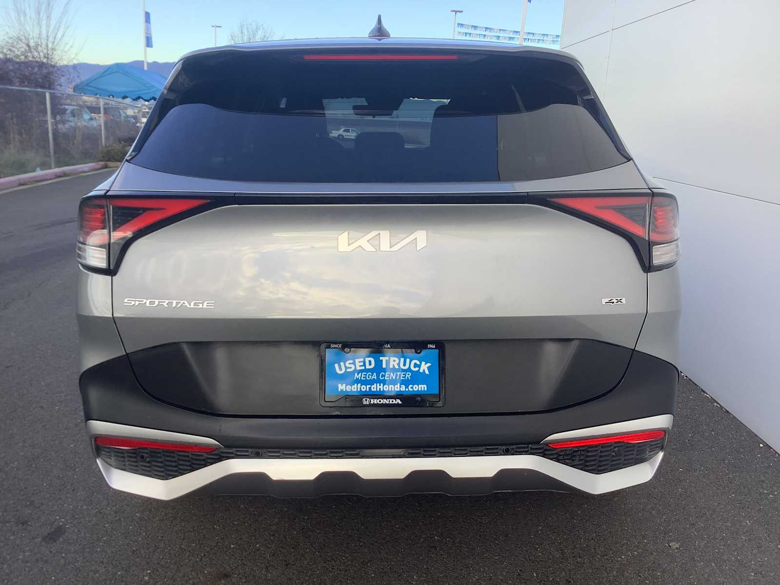 Thumbnail: 2023 Kia Sportage - 5