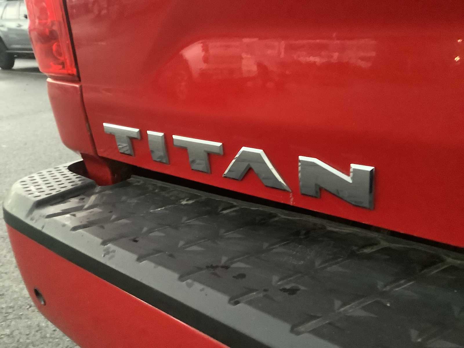 Thumbnail: 2023 Nissan Titan - 6