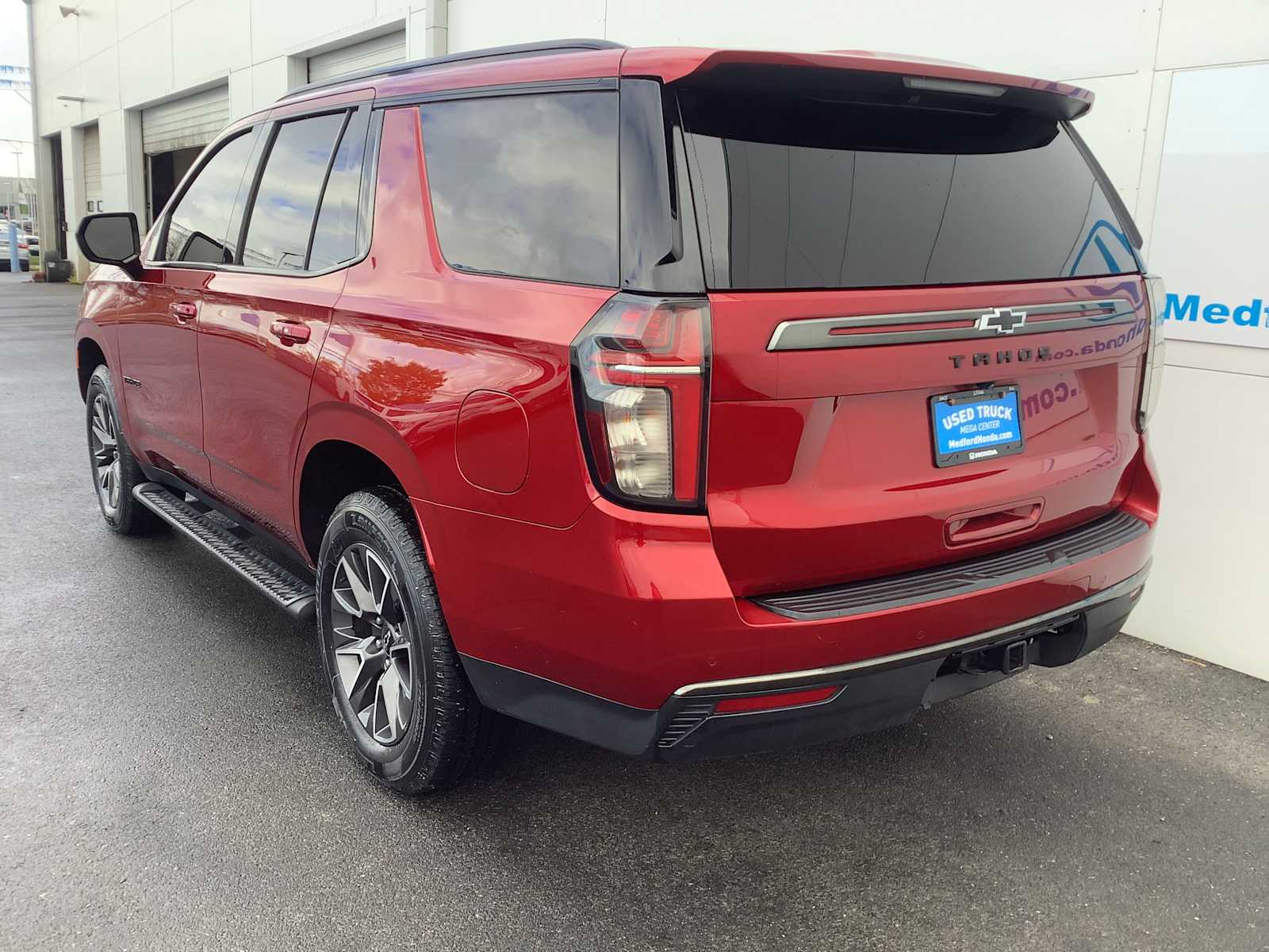 Thumbnail: 2021 Chevrolet Tahoe - 4