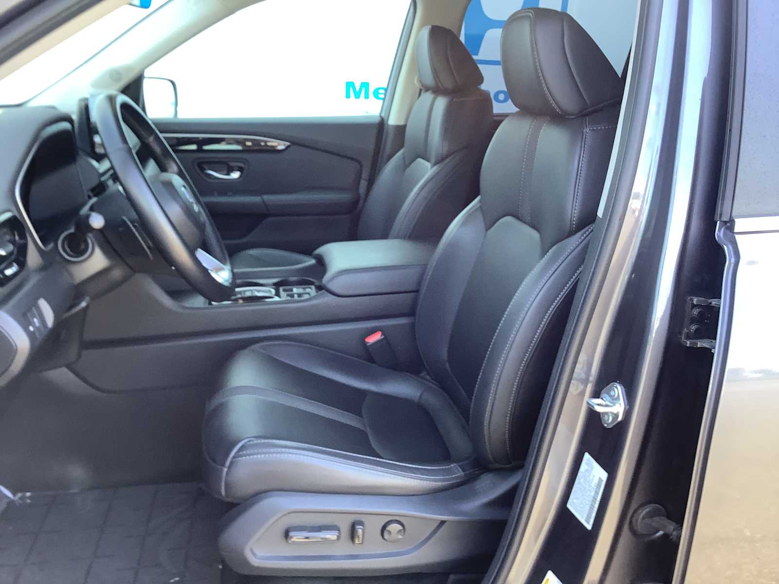 Thumbnail: 2023 Honda Pilot - 11