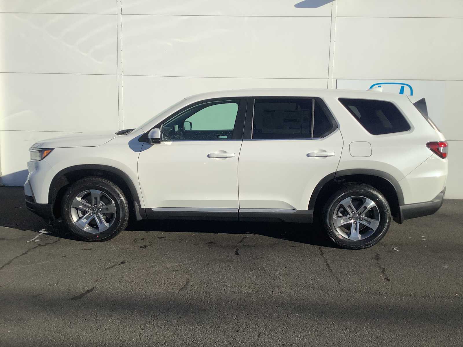 Thumbnail: 2025 Honda Pilot - 3