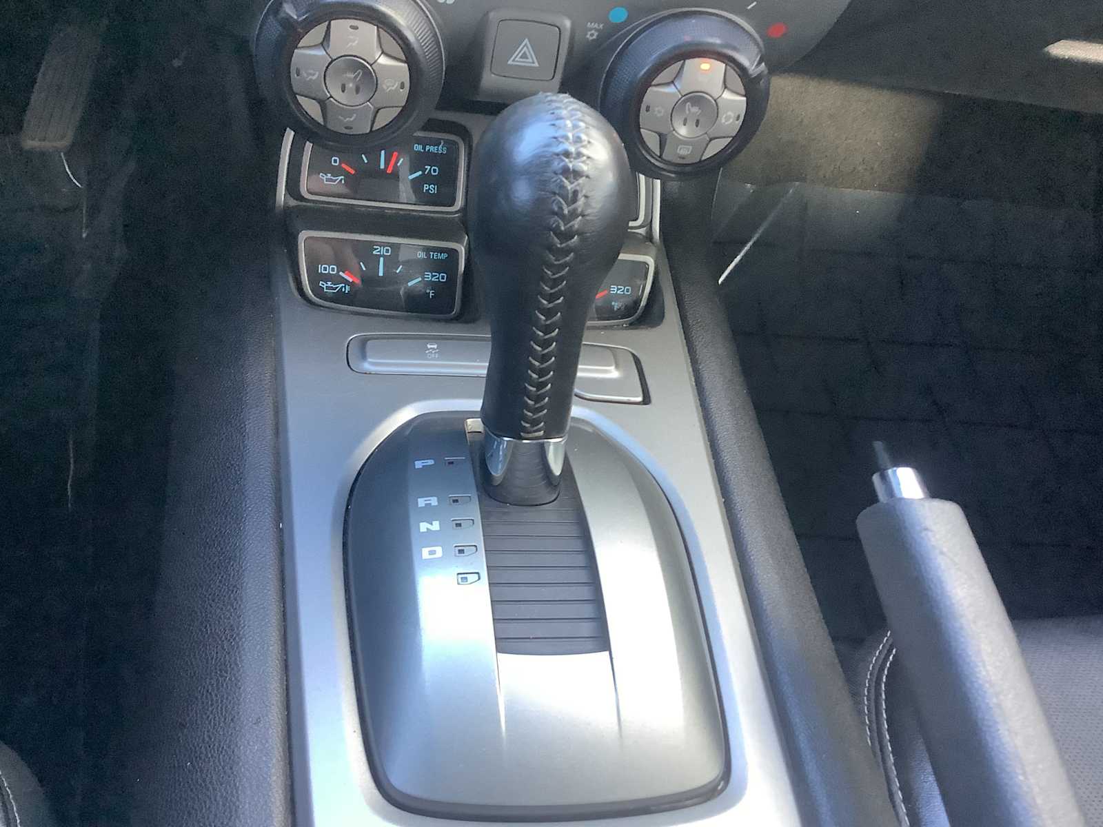 Thumbnail: 2015 Chevrolet Camaro - 18