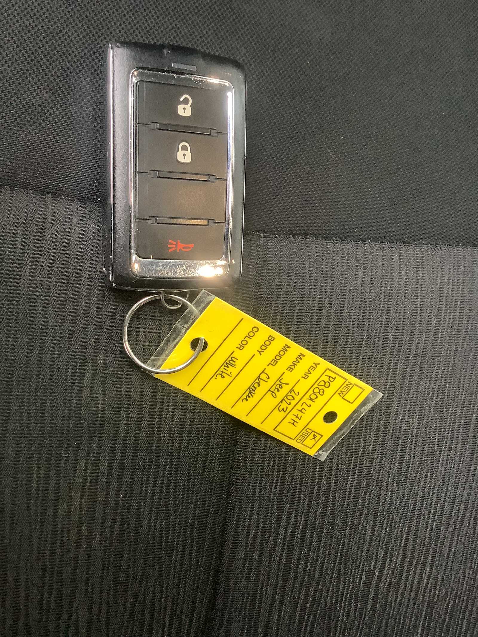 Thumbnail: 2023 Jeep Grand Cherokee - 20