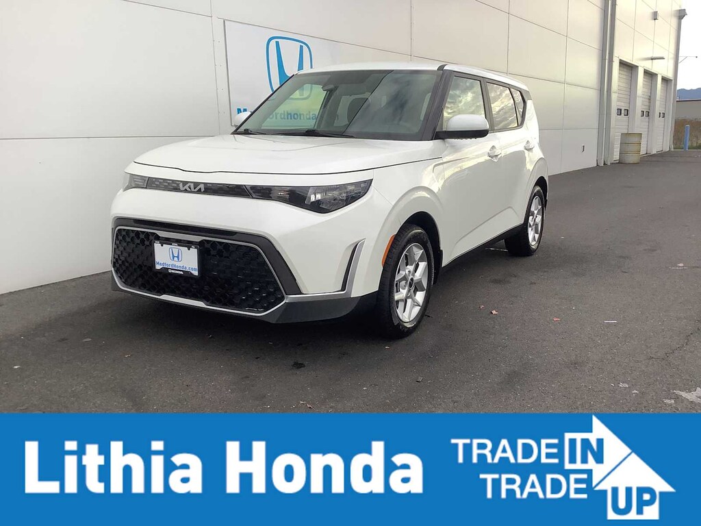 Used 2023 Kia Soul LX Hatchback