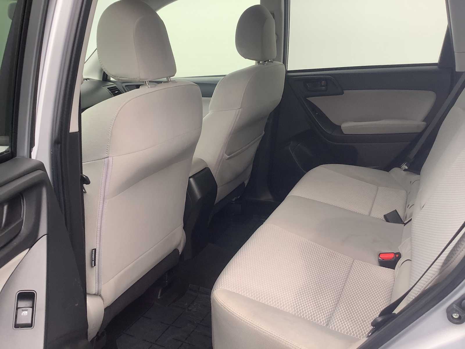 Thumbnail: 2015 Subaru Forester - 12