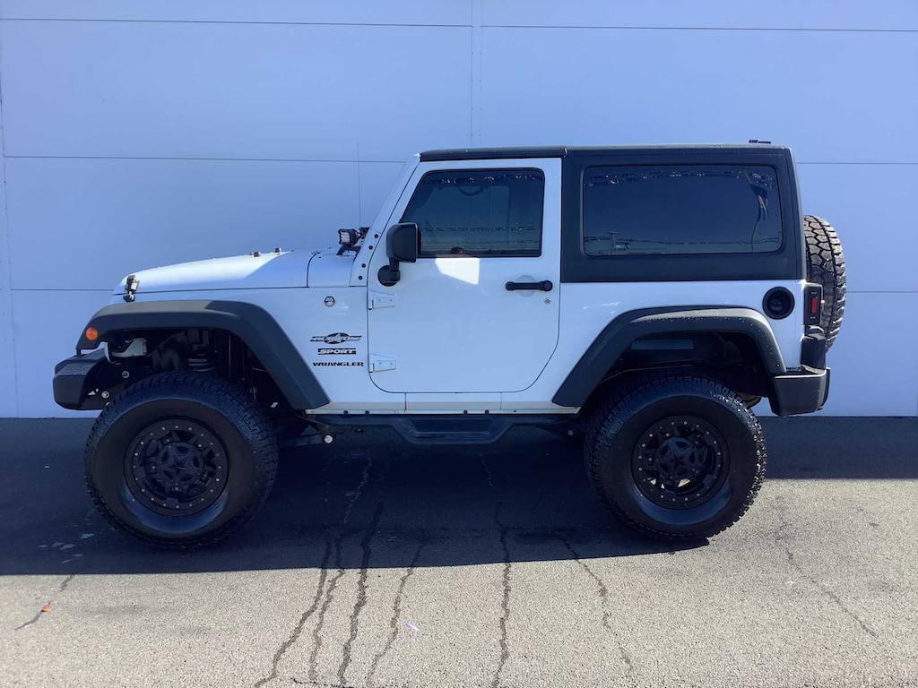 Used 2017 Jeep Wrangler JK Sport 4x4 SUV