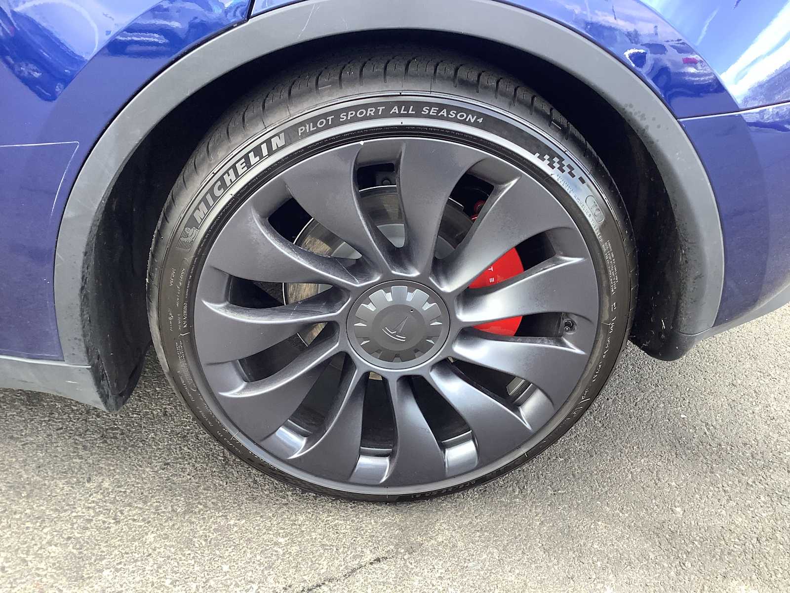 Thumbnail: 2024 Tesla Model Y - 8