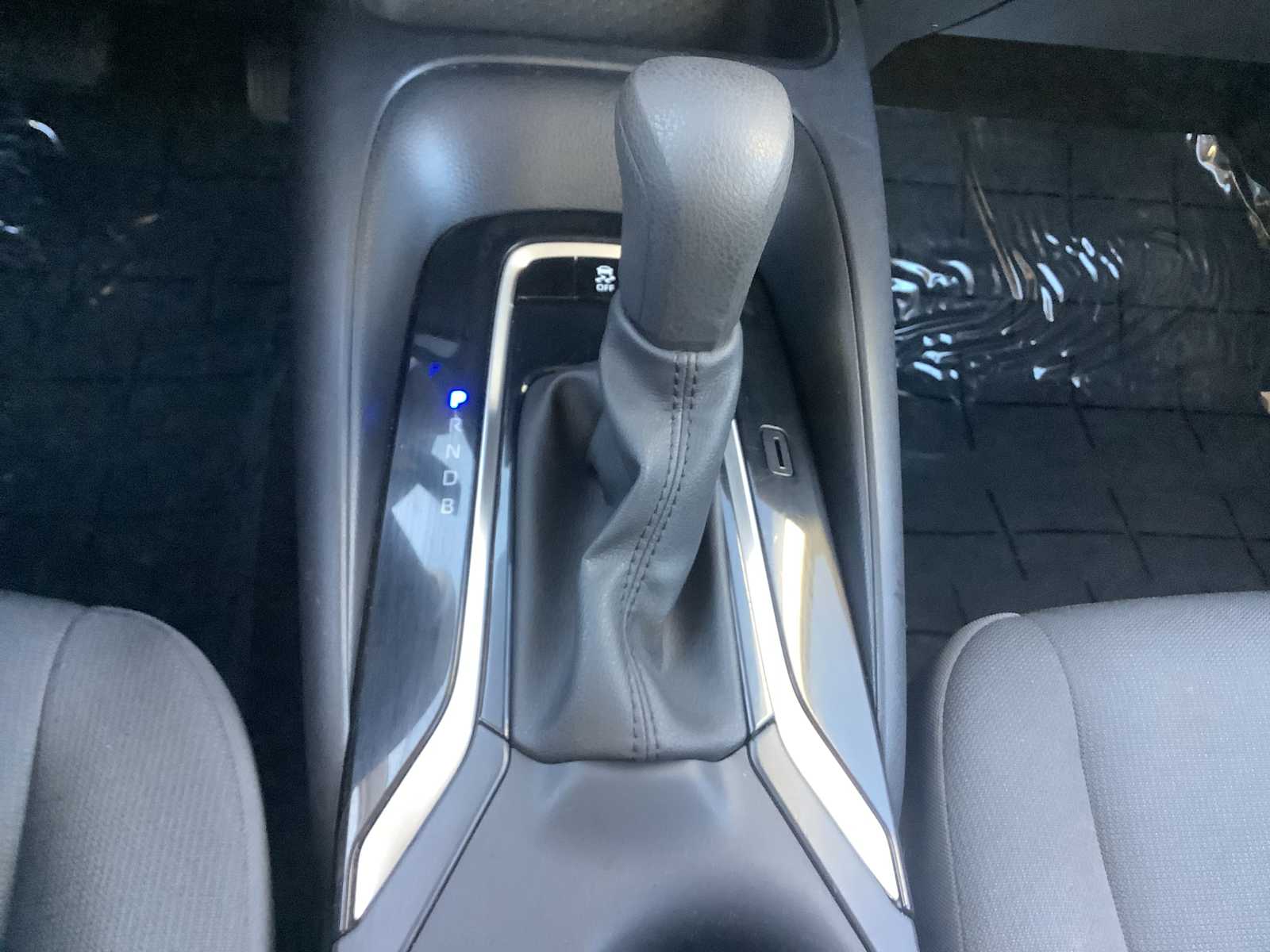 Thumbnail: 2023 Toyota Corolla - 18