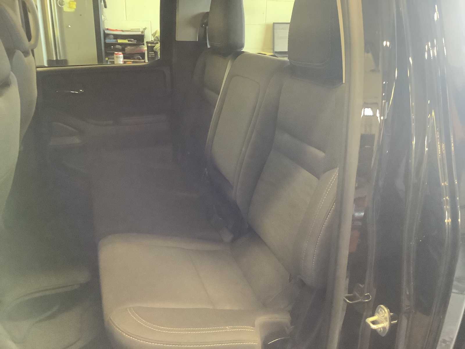 Thumbnail: 2023 Nissan Frontier - 12