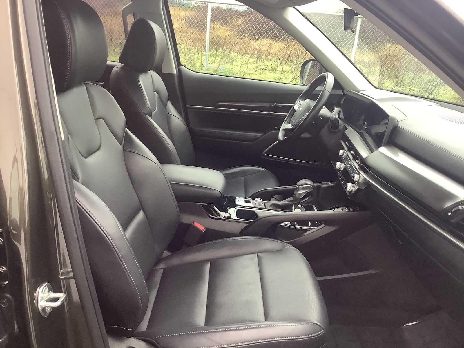 Thumbnail: 2024 Kia Telluride - 15