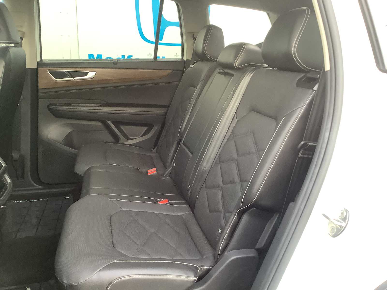 Thumbnail: 2024 Volkswagen Atlas - 13