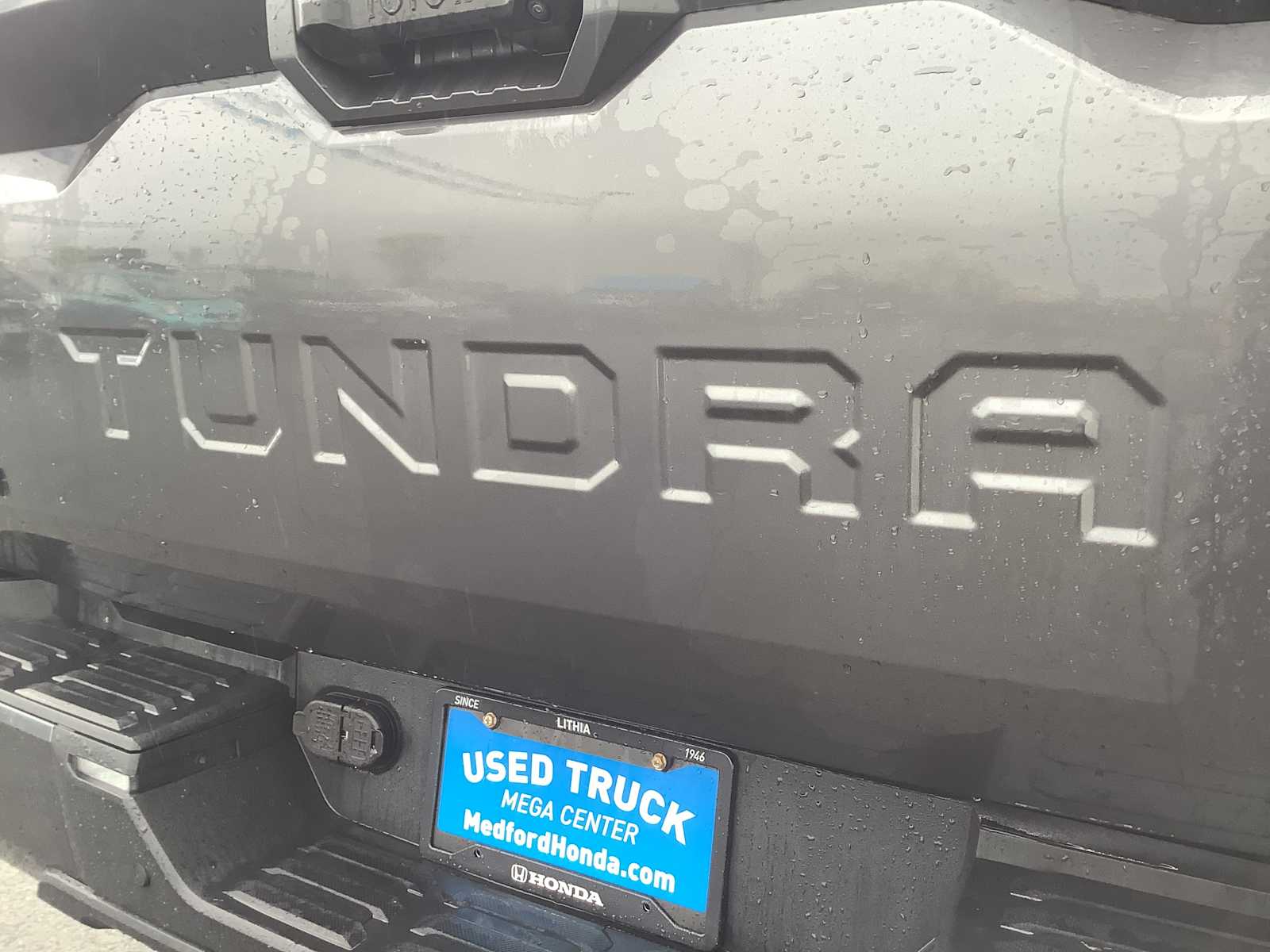 Thumbnail: 2022 Toyota Tundra - 6