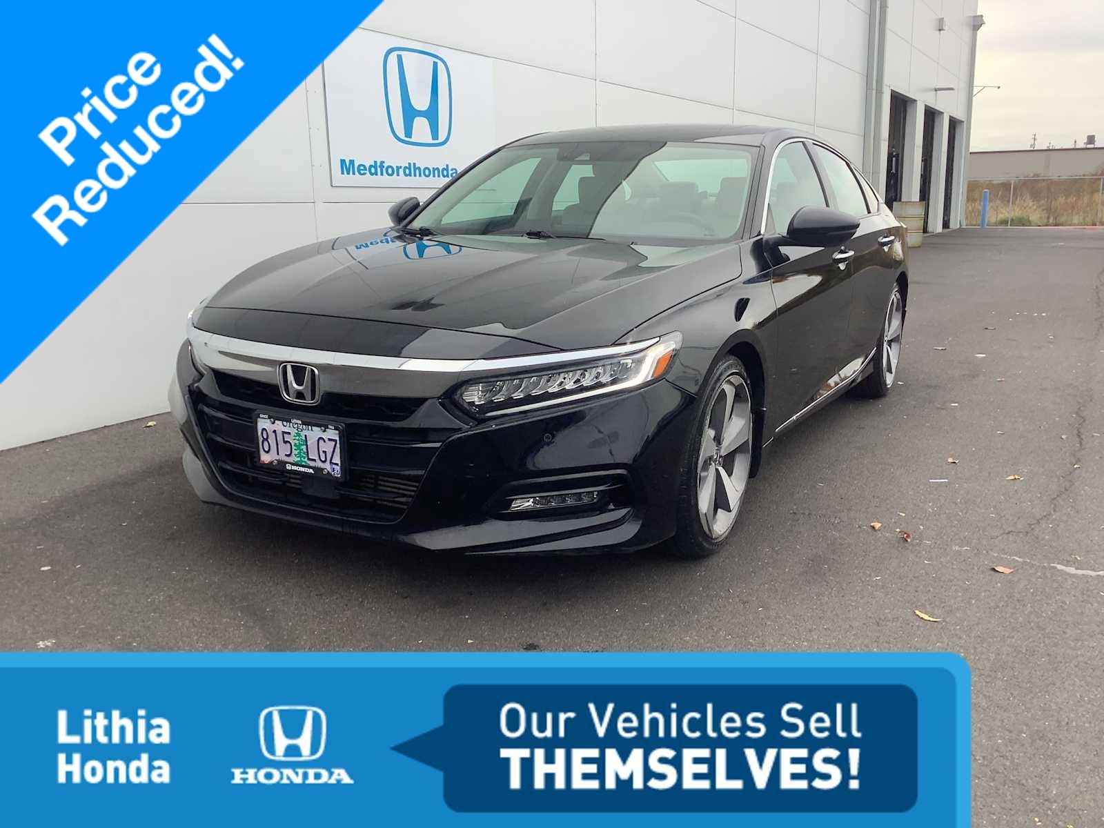 2018 Honda Accord Touring's photo