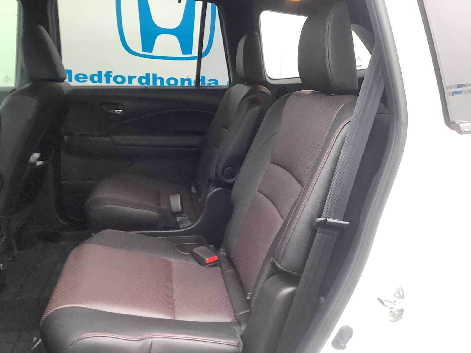 Thumbnail: 2021 Honda Pilot - 13