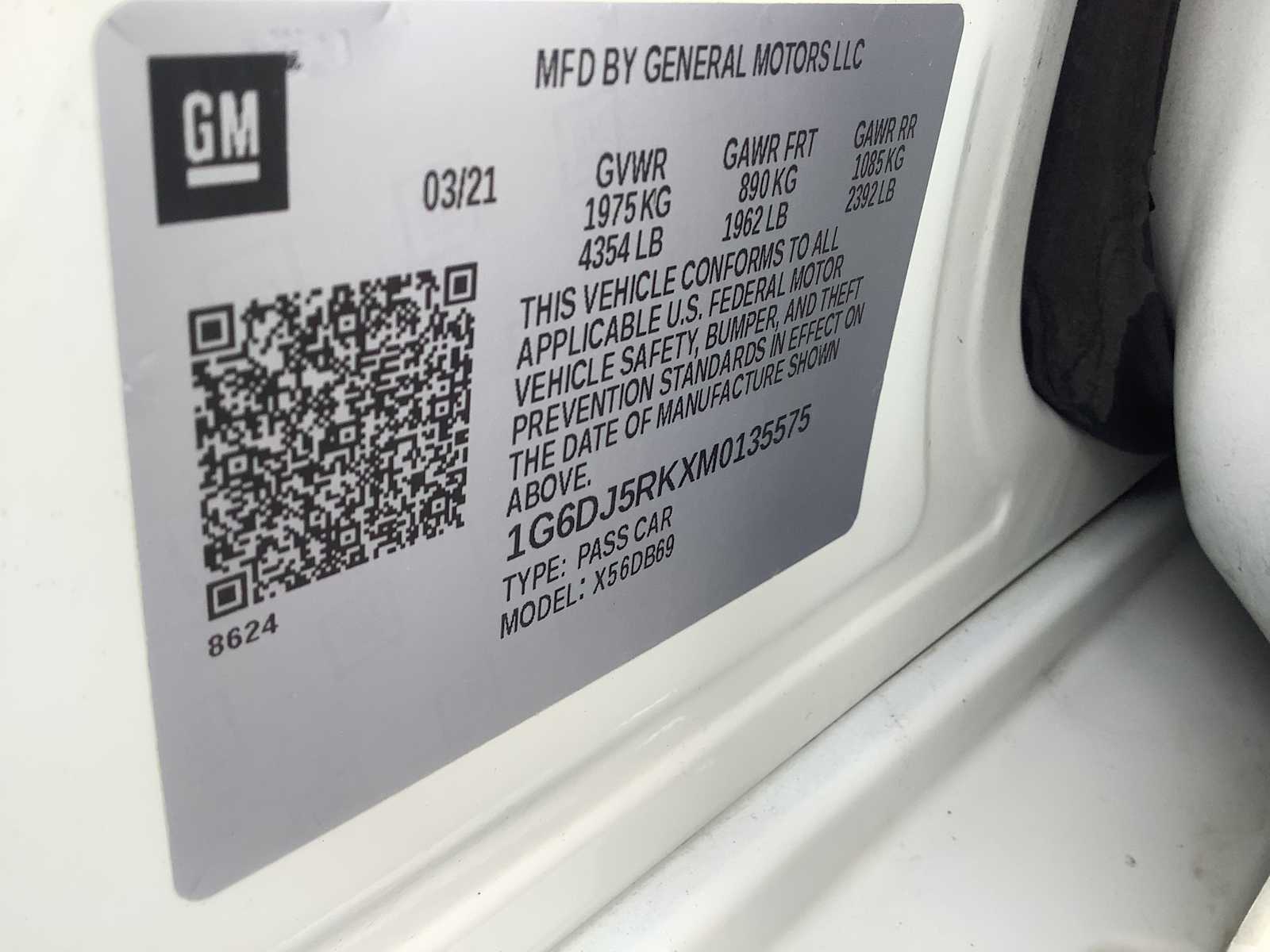 Thumbnail: 2021 Cadillac CT4 - 21