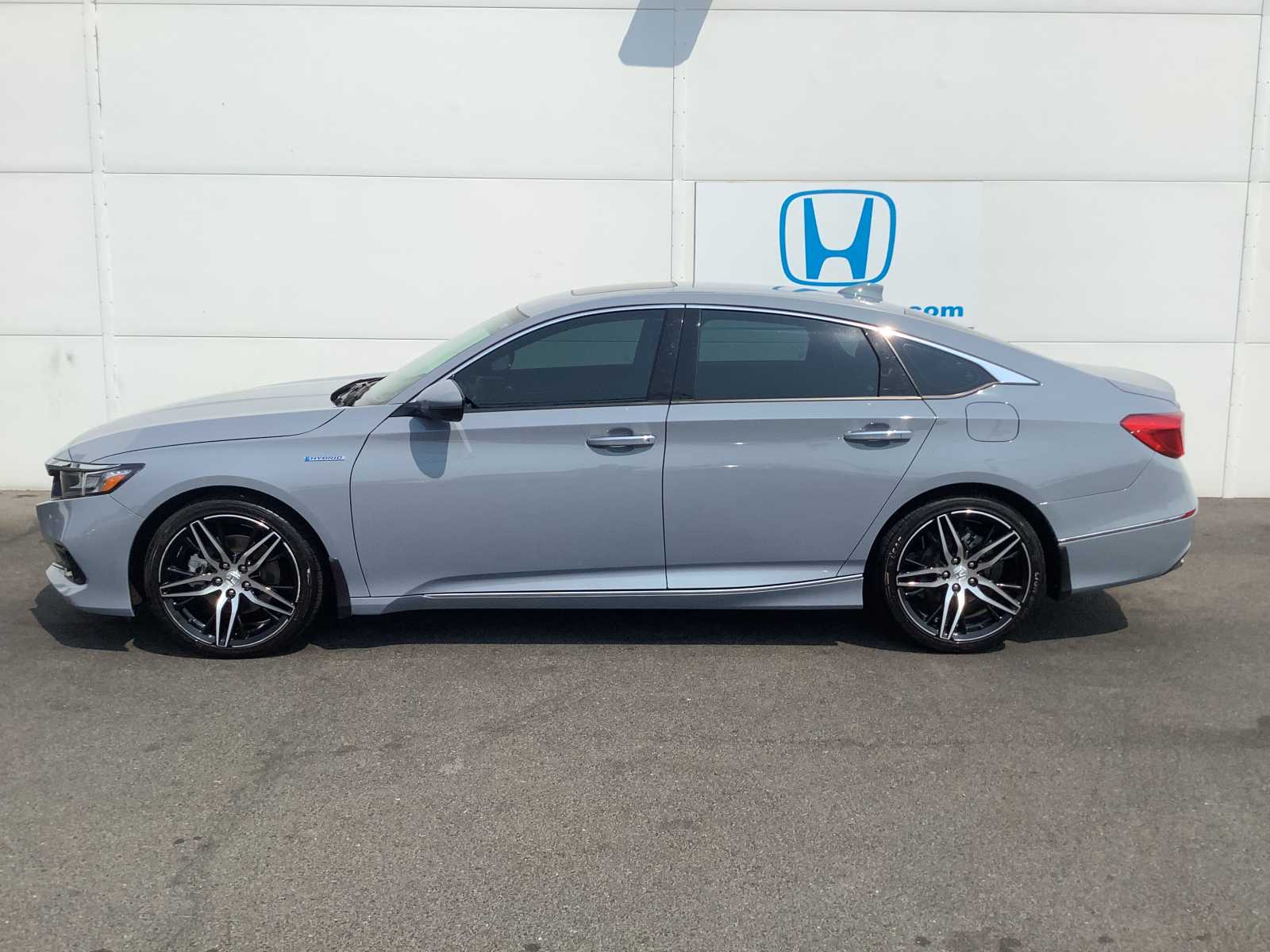 Certified 2022 Honda Accord Hybrid Touring with VIN 1HGCV3F9XNA012195 for sale in Medford, OR