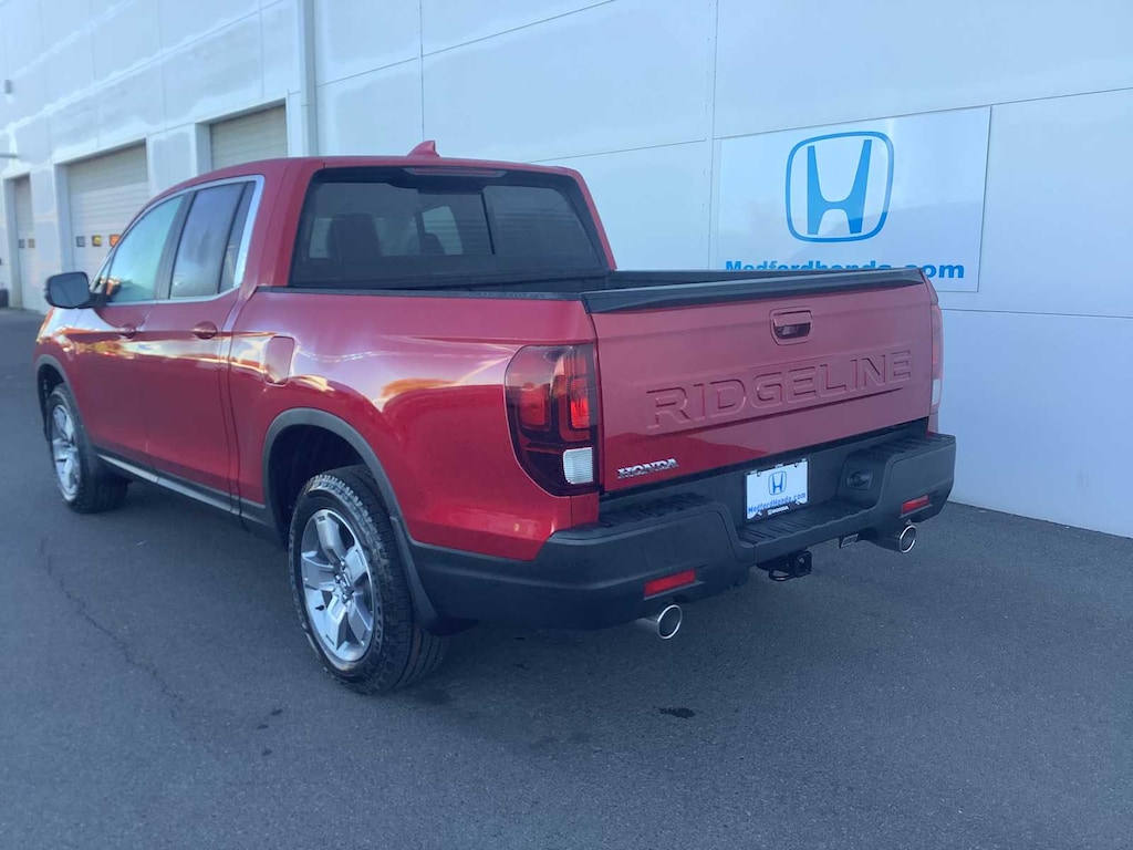 New 2026 Honda Ridgeline RTL Truck Crew Cab