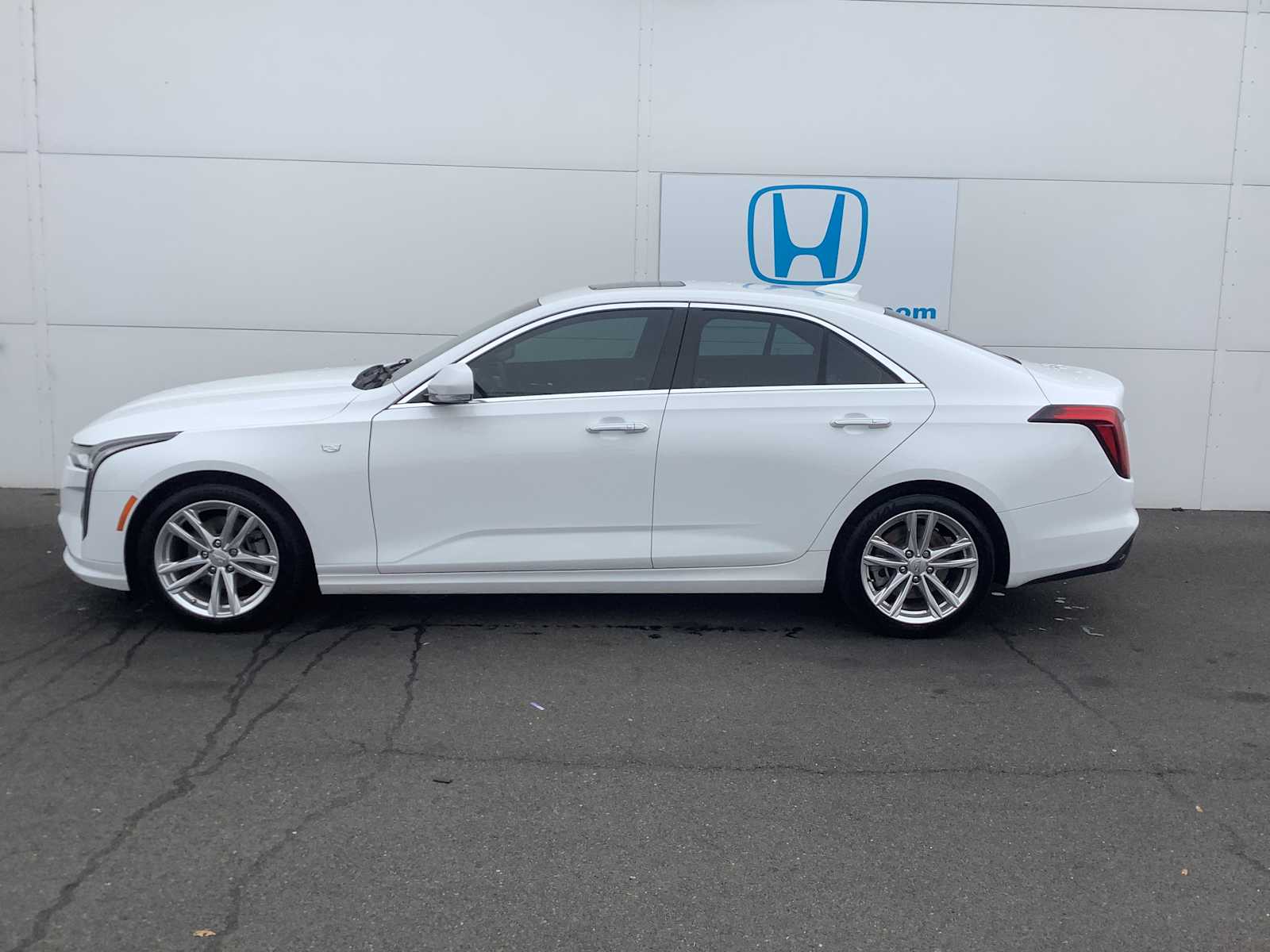 Thumbnail: 2021 Cadillac CT4 - 2