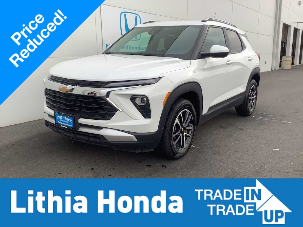 Used 2025 Chevrolet Trailblazer LT SUV