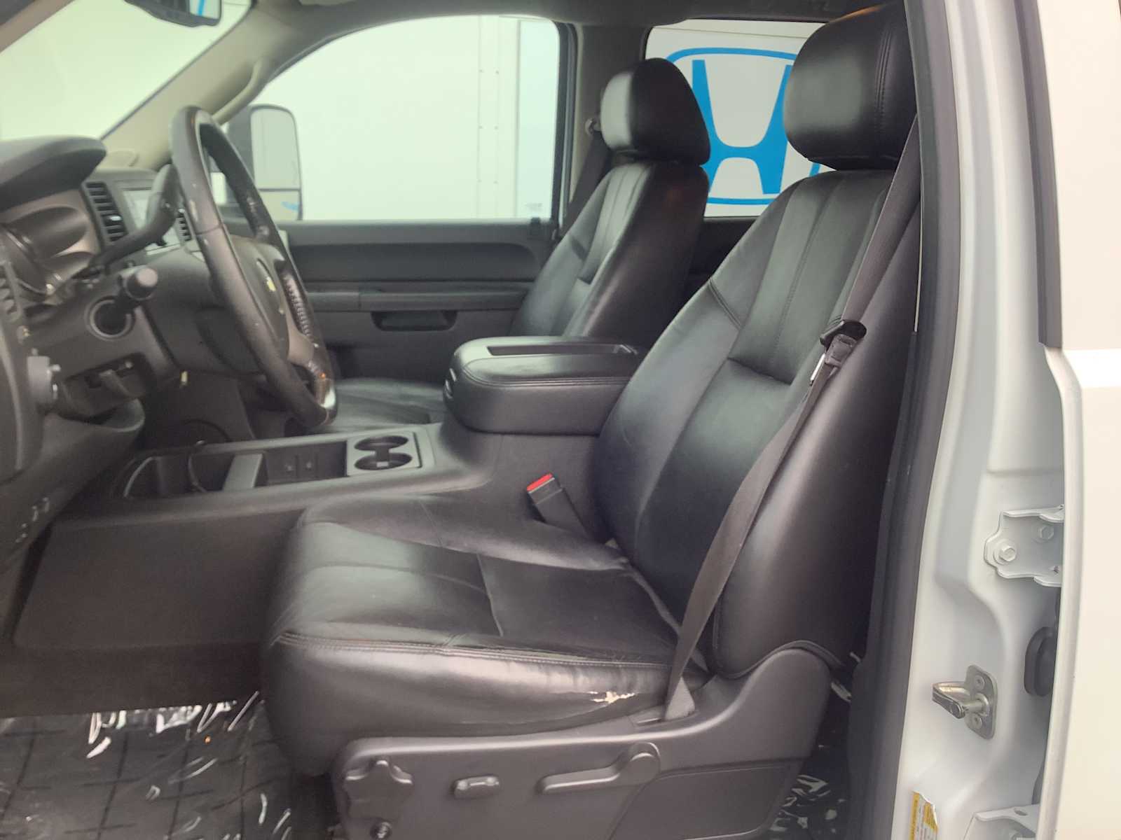 Thumbnail: 2013 Chevrolet Silverado 2500 - 11