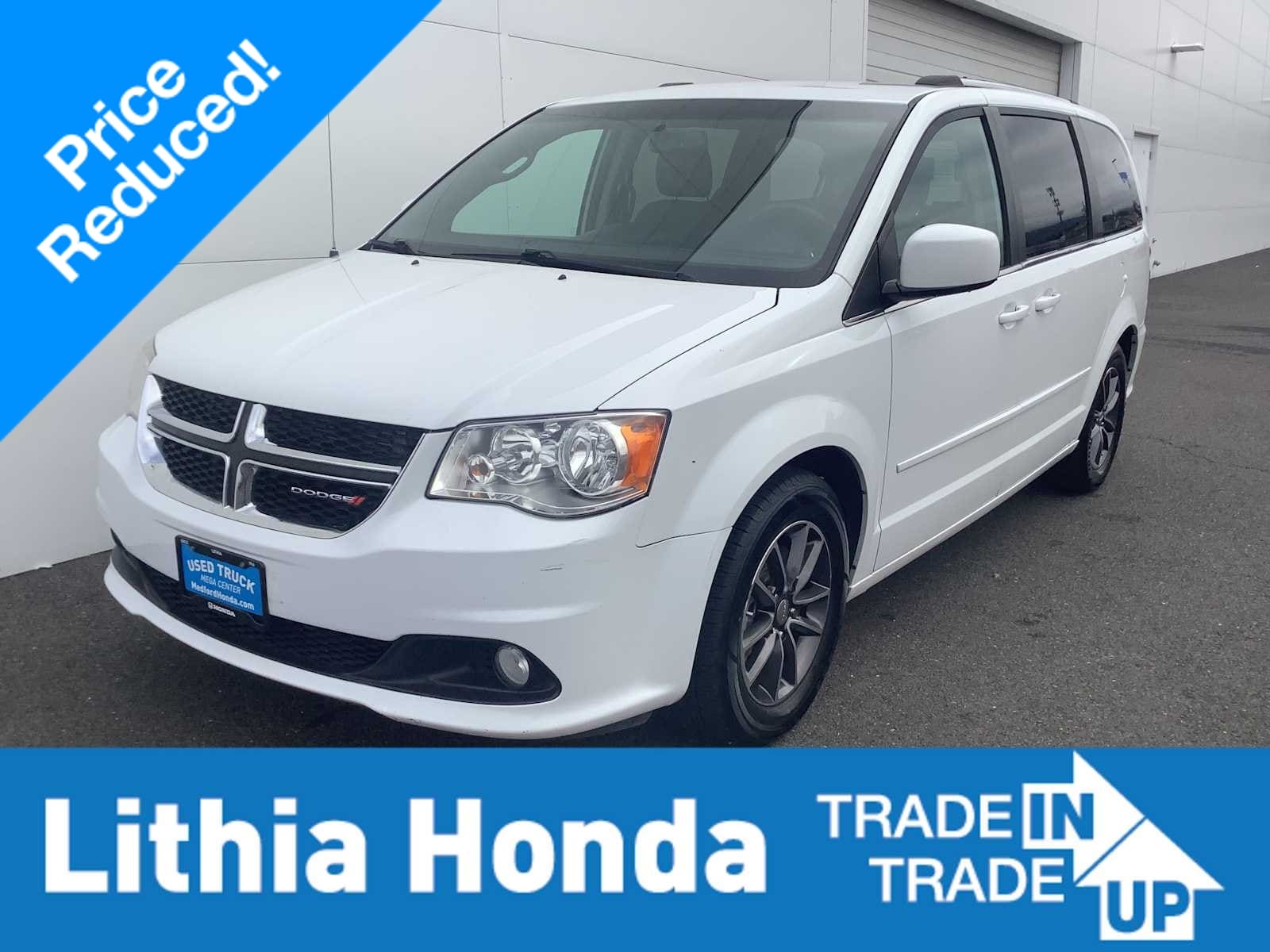2017 Dodge Grand Caravan SXT -
                  Medford, OR