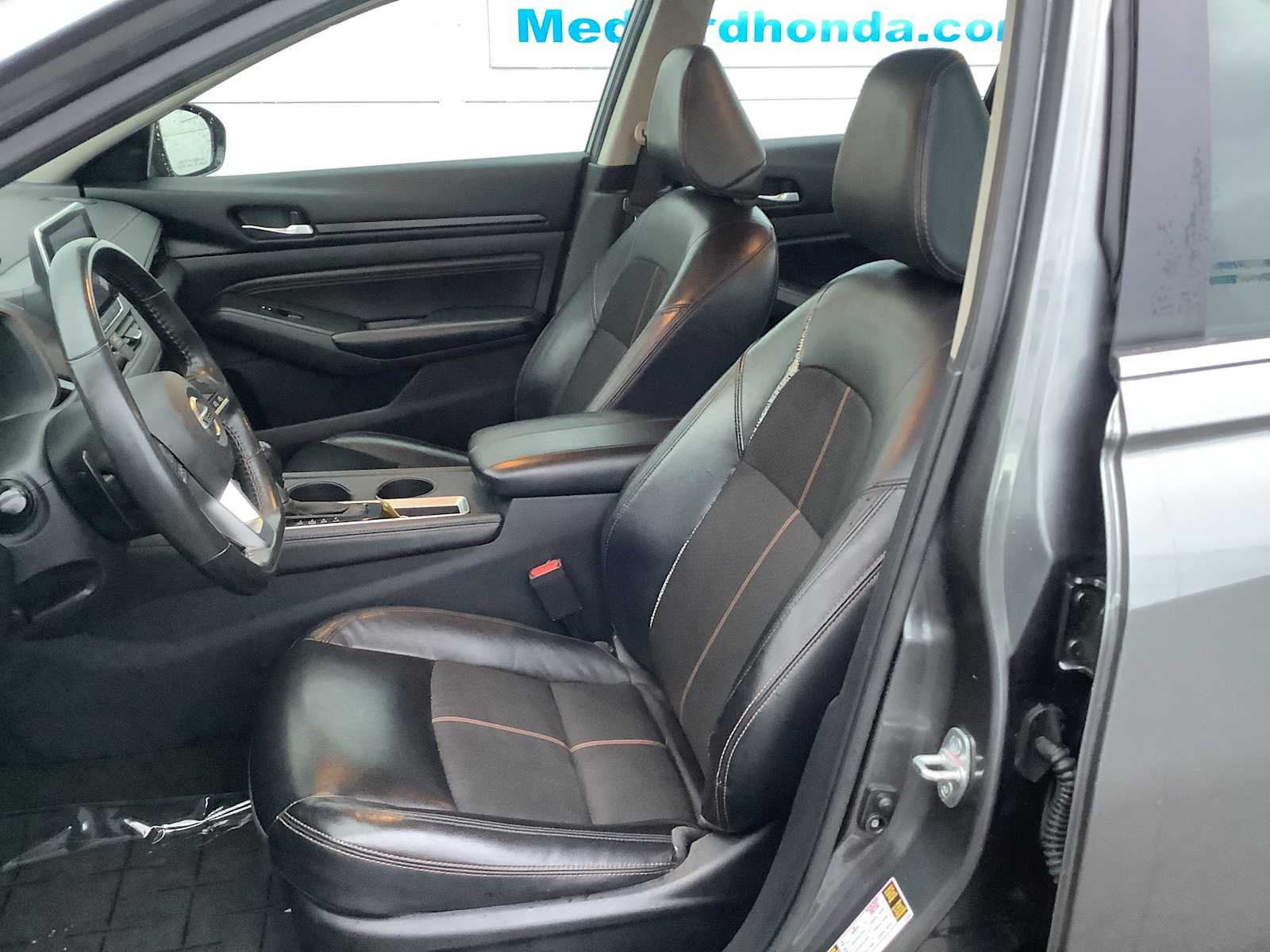 Thumbnail: 2022 Nissan Altima - 11