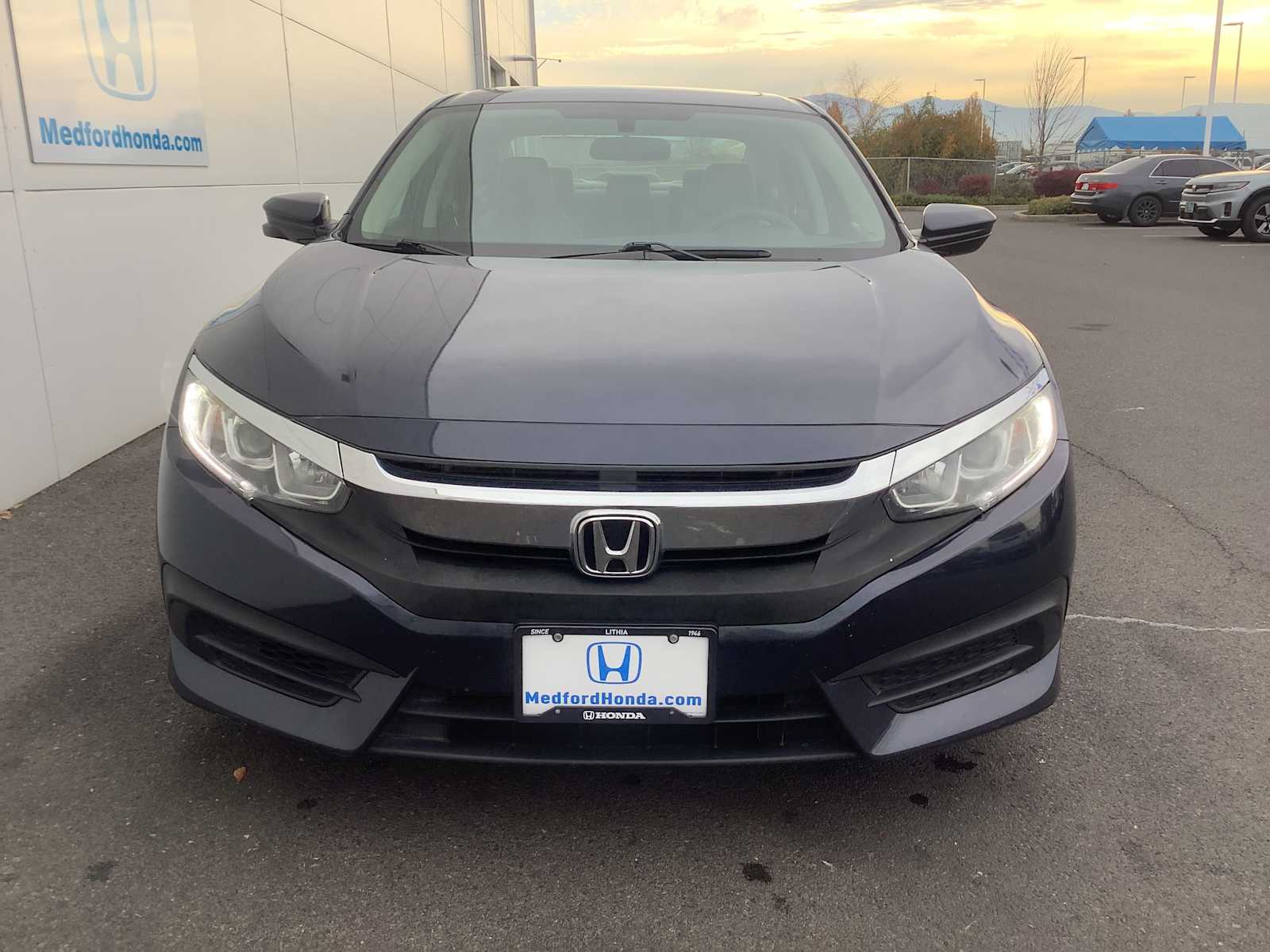 Thumbnail: 2016 Honda Civic - 9