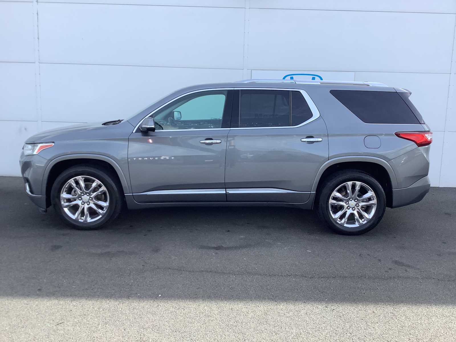 Thumbnail: 2018 Chevrolet Traverse - 3