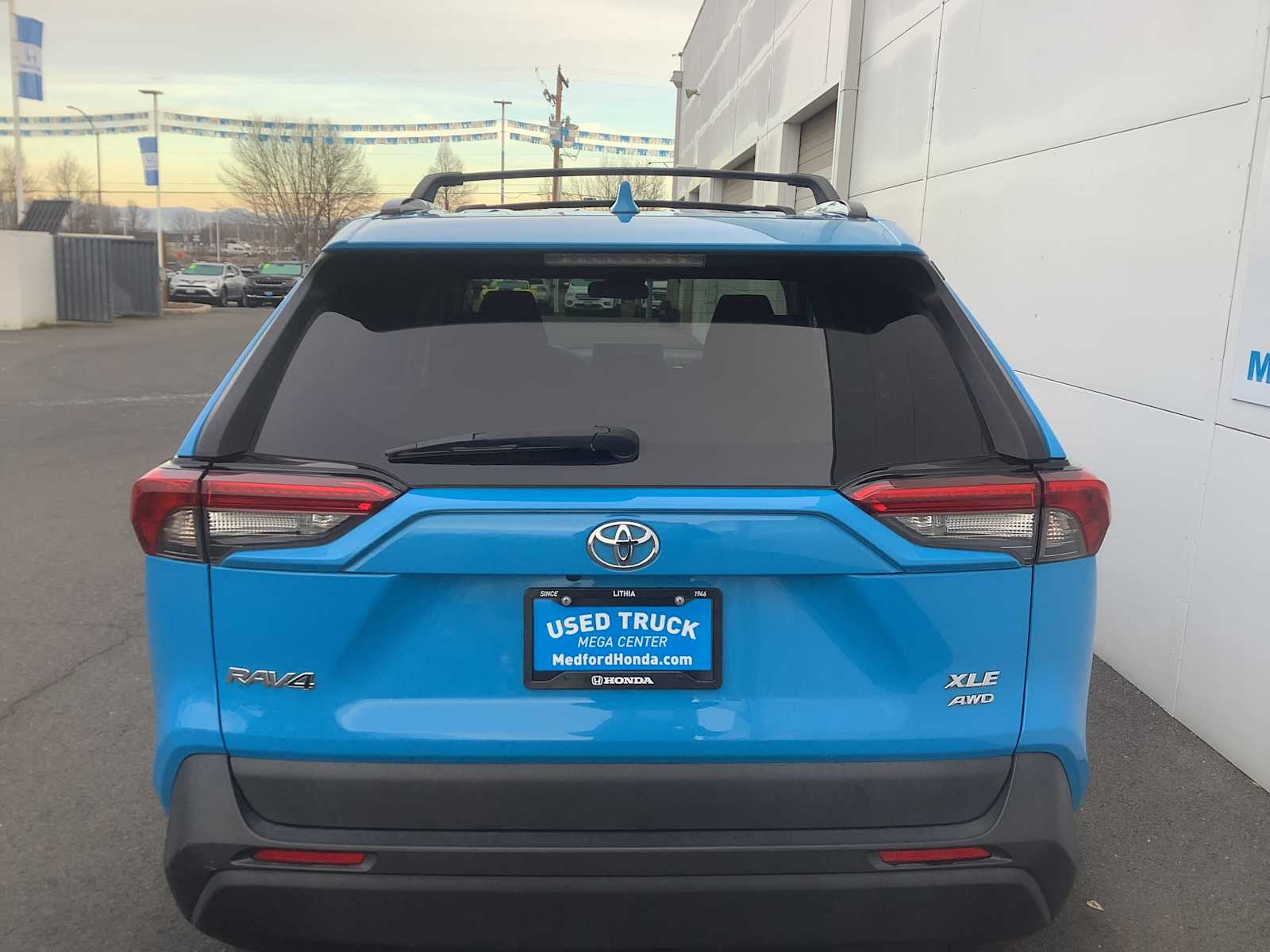 Thumbnail: 2019 Toyota RAV4 - 5