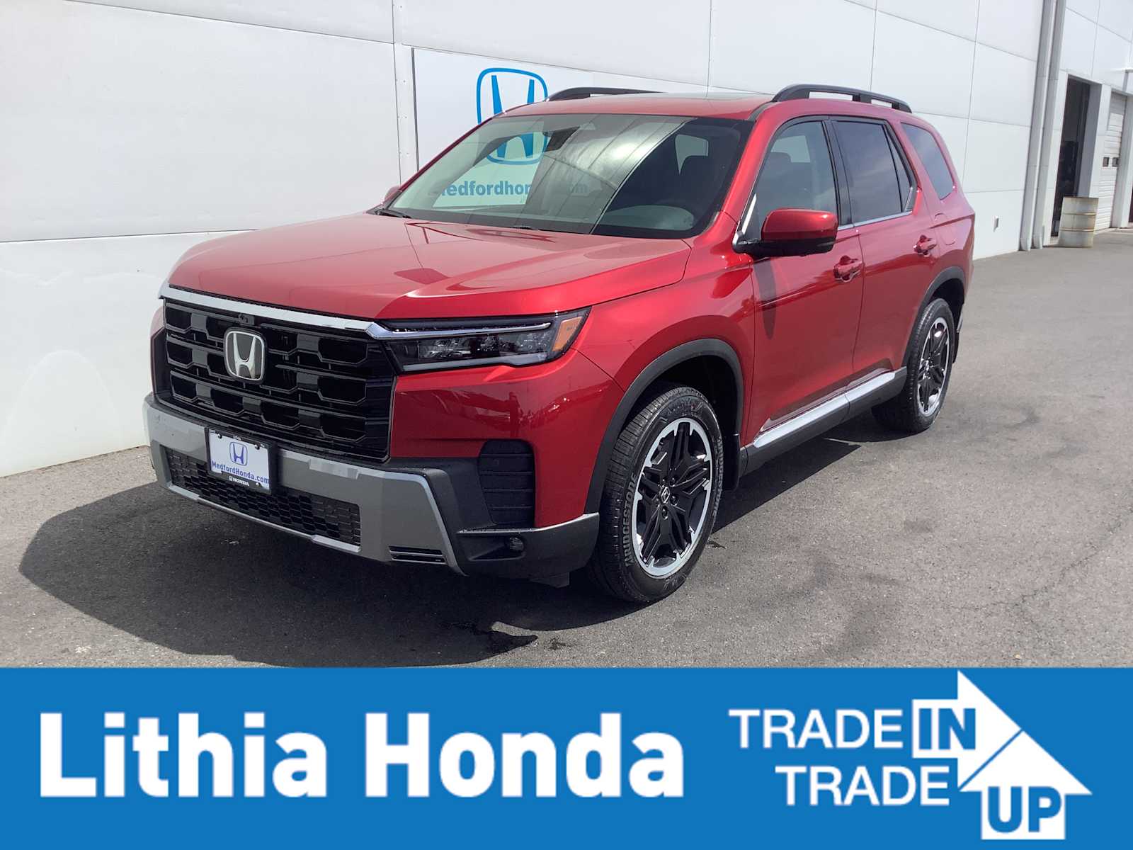 2026 Honda Pilot Touring AWD's photo