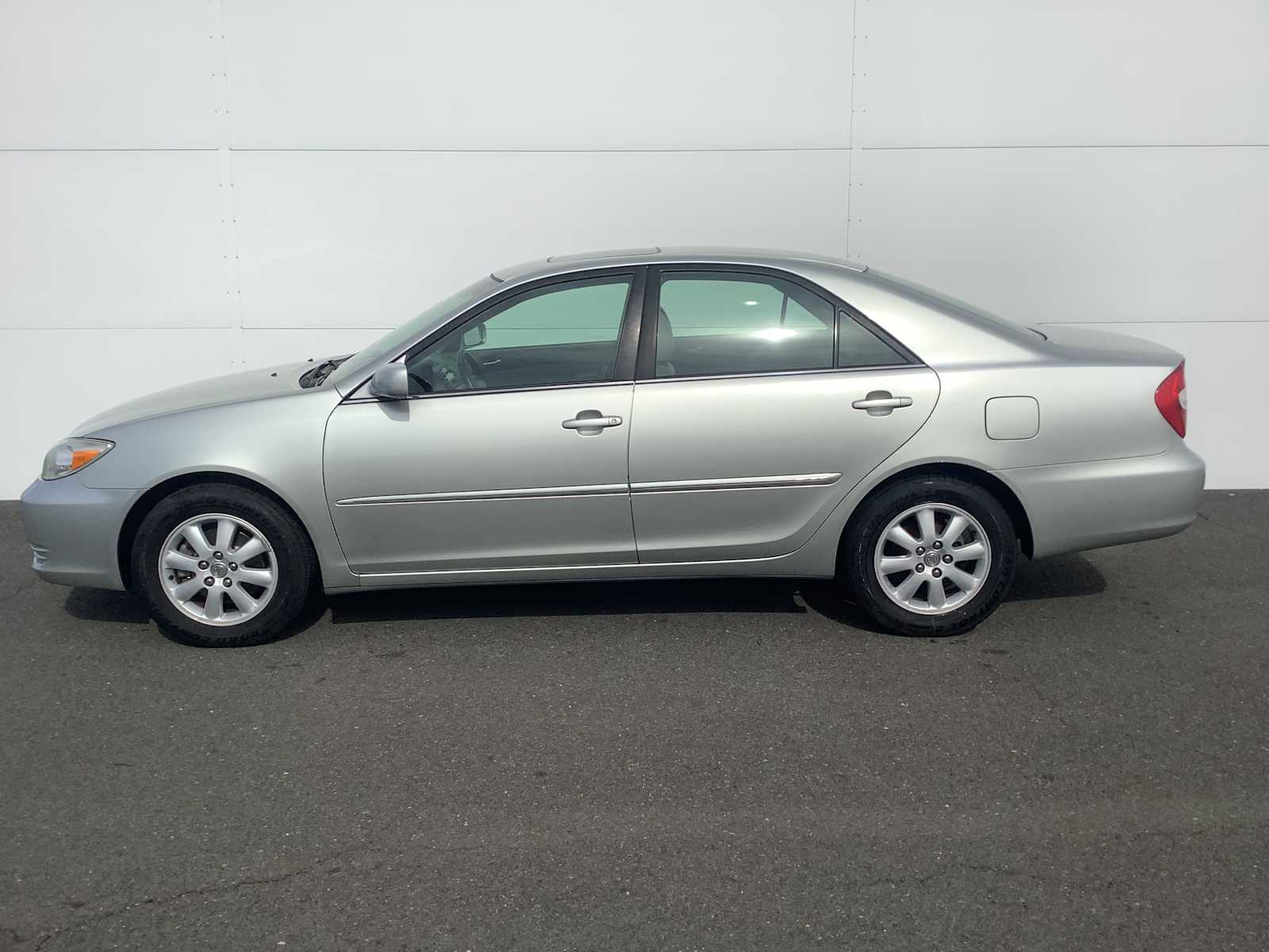 Thumbnail: 2002 Toyota Camry - 2