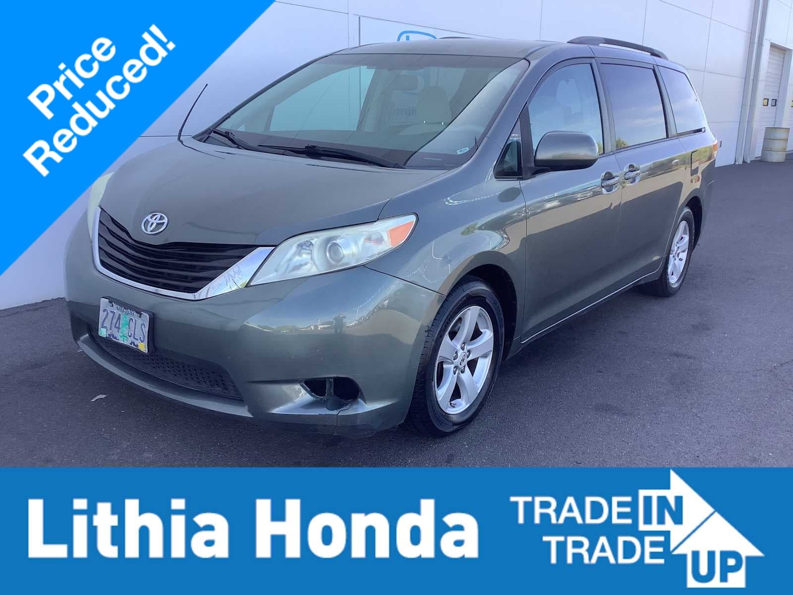 2011 Toyota Sienna LE -
                  Medford, OR