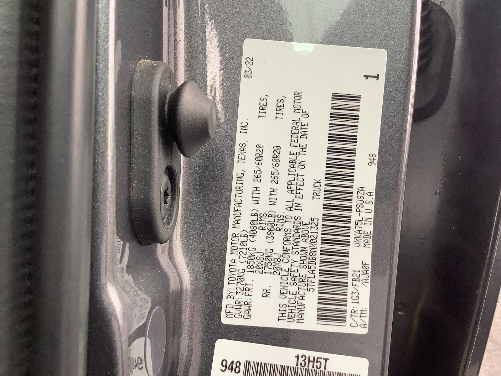 Thumbnail: 2022 Toyota Tundra - 21