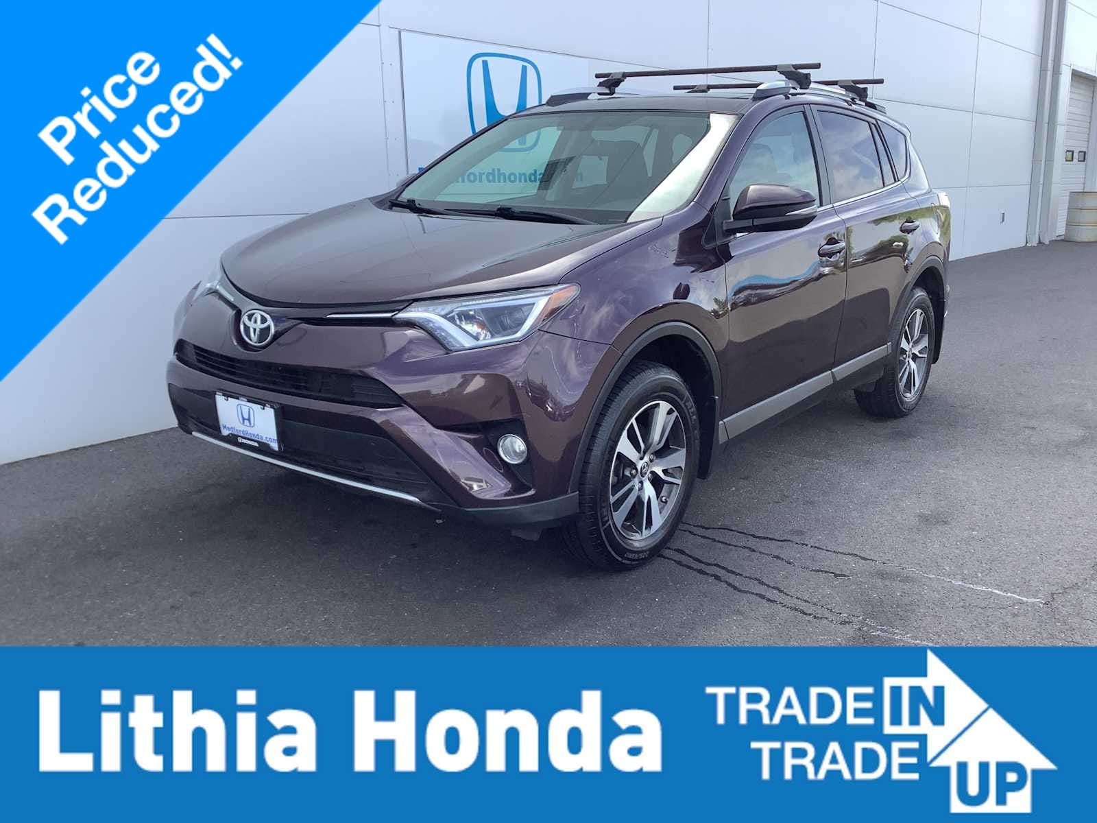 2016 Toyota RAV4 XLE AWD's photo