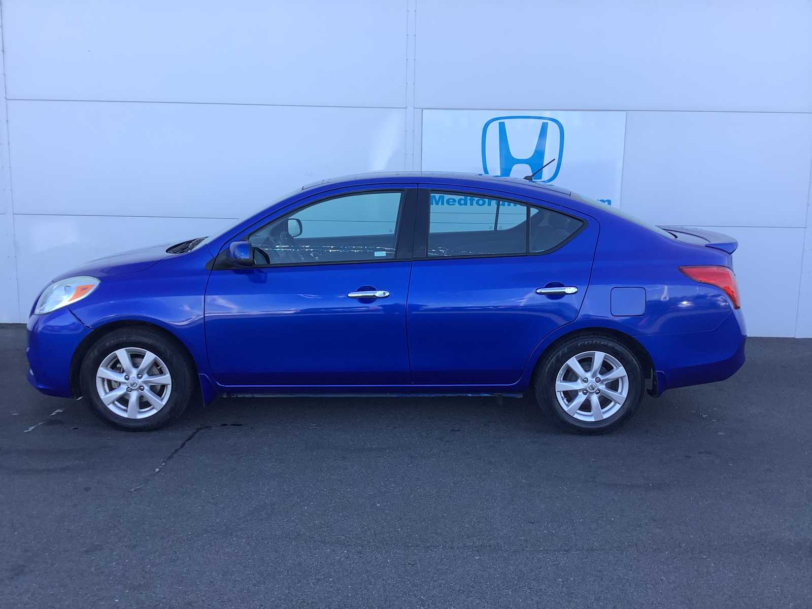 Used 2014 Nissan Versa Sedan SV with VIN 3N1CN7AP1EL859517 for sale in Medford, OR