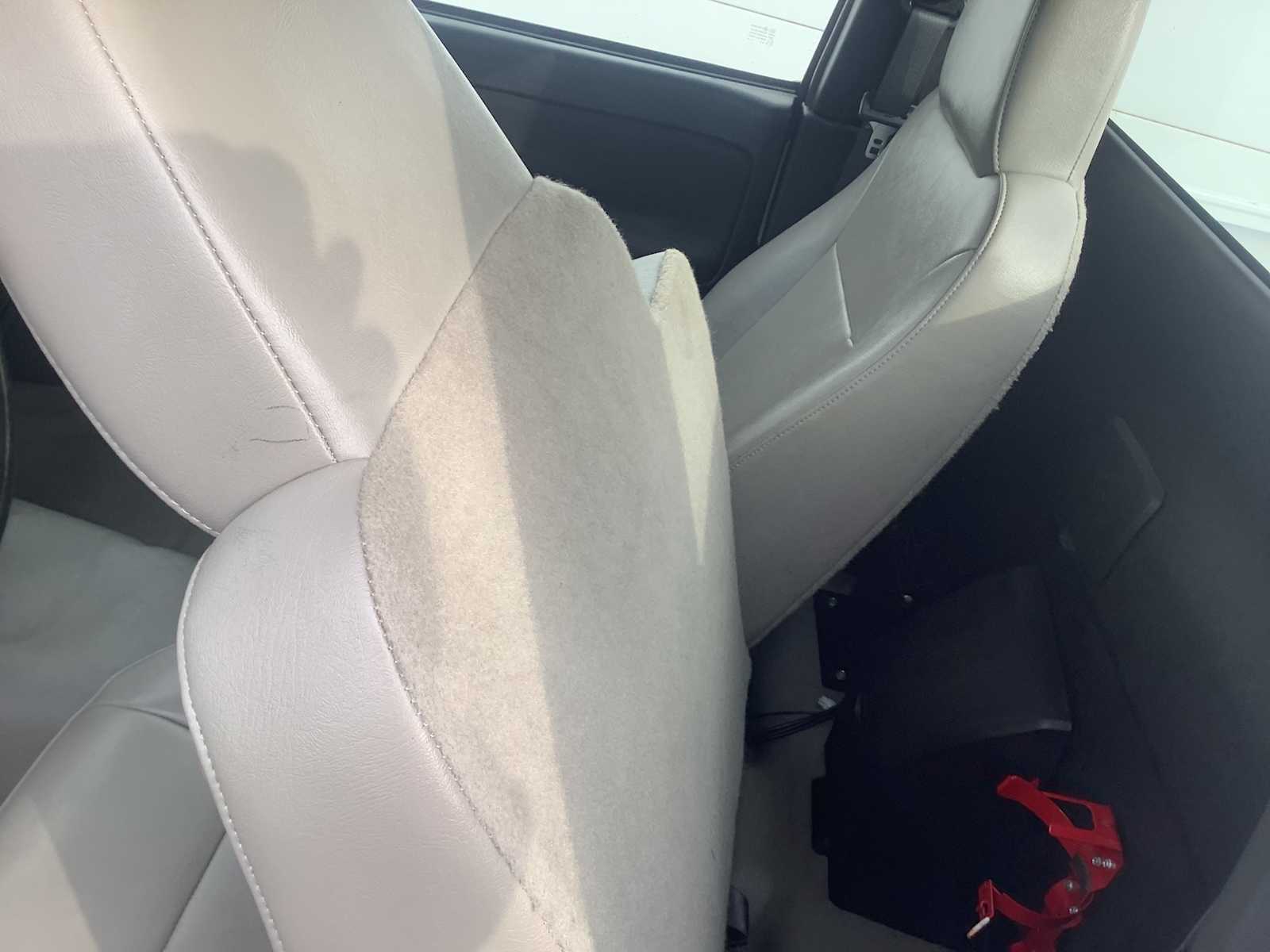 Thumbnail: 2012 Chevrolet Colorado - 12