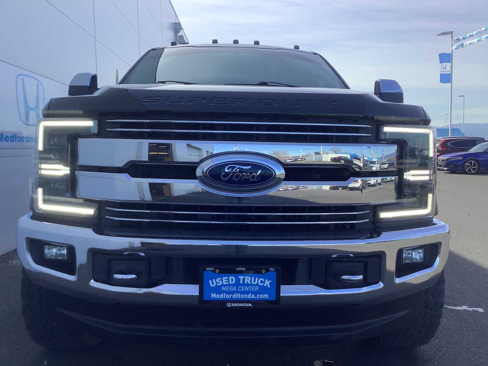 Thumbnail: 2017 Ford F-350 - 9