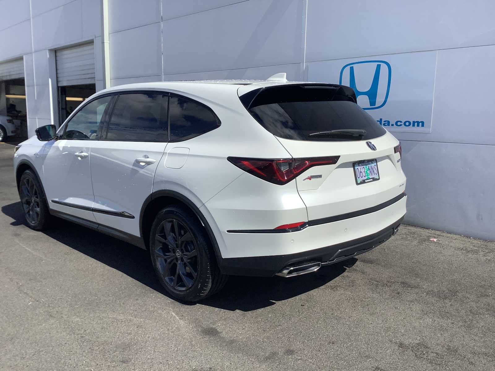 2022 Acura MDX SH-AWD A-Spec photo 4