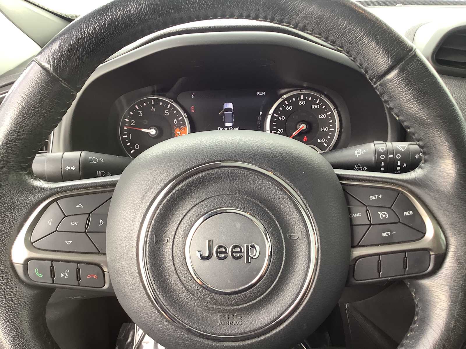 Thumbnail: 2018 Jeep Renegade - 16