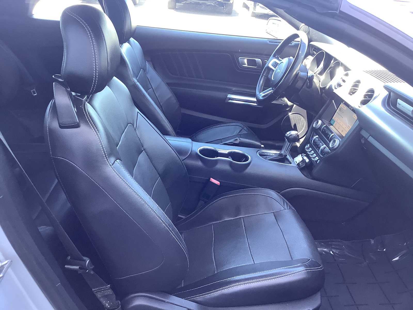 2019 Ford Mustang GT Premium - Photo 15