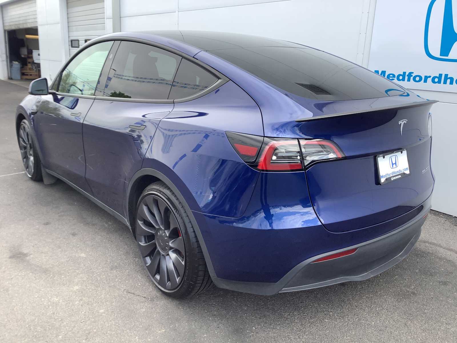 Thumbnail: 2024 Tesla Model Y - 4