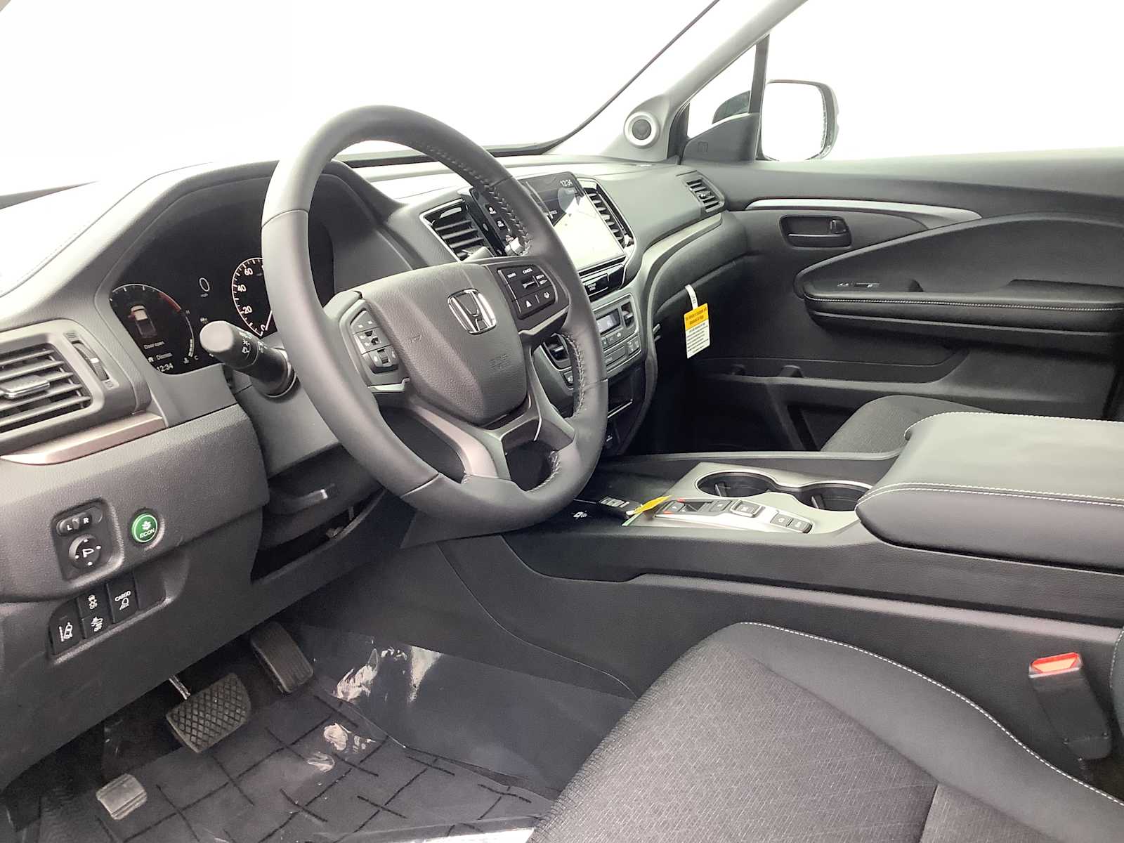 2025 Honda Ridgeline Sport photo 3