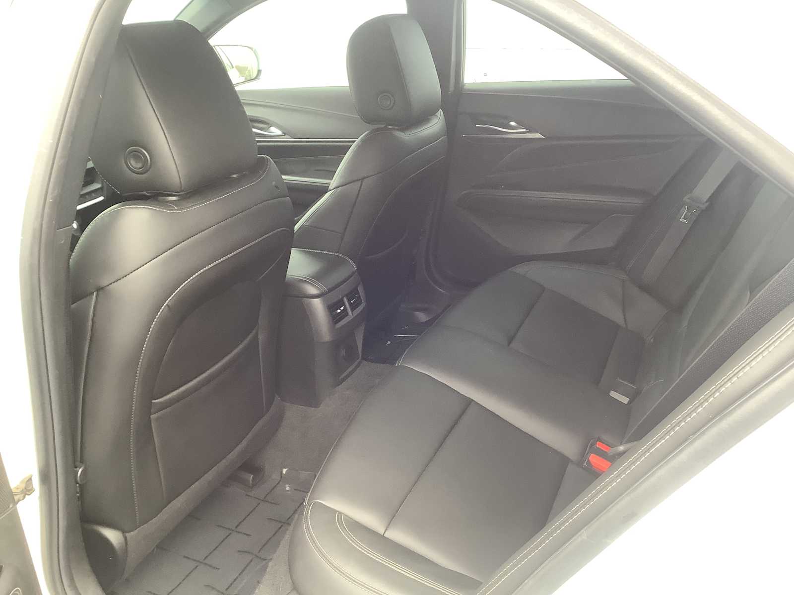 Thumbnail: 2021 Cadillac CT4 - 12