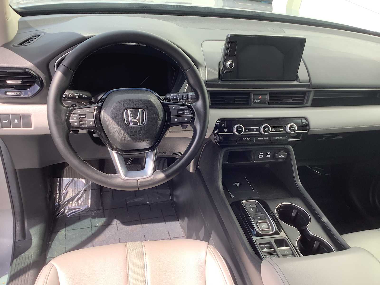 Thumbnail: 2025 Honda Pilot - 10