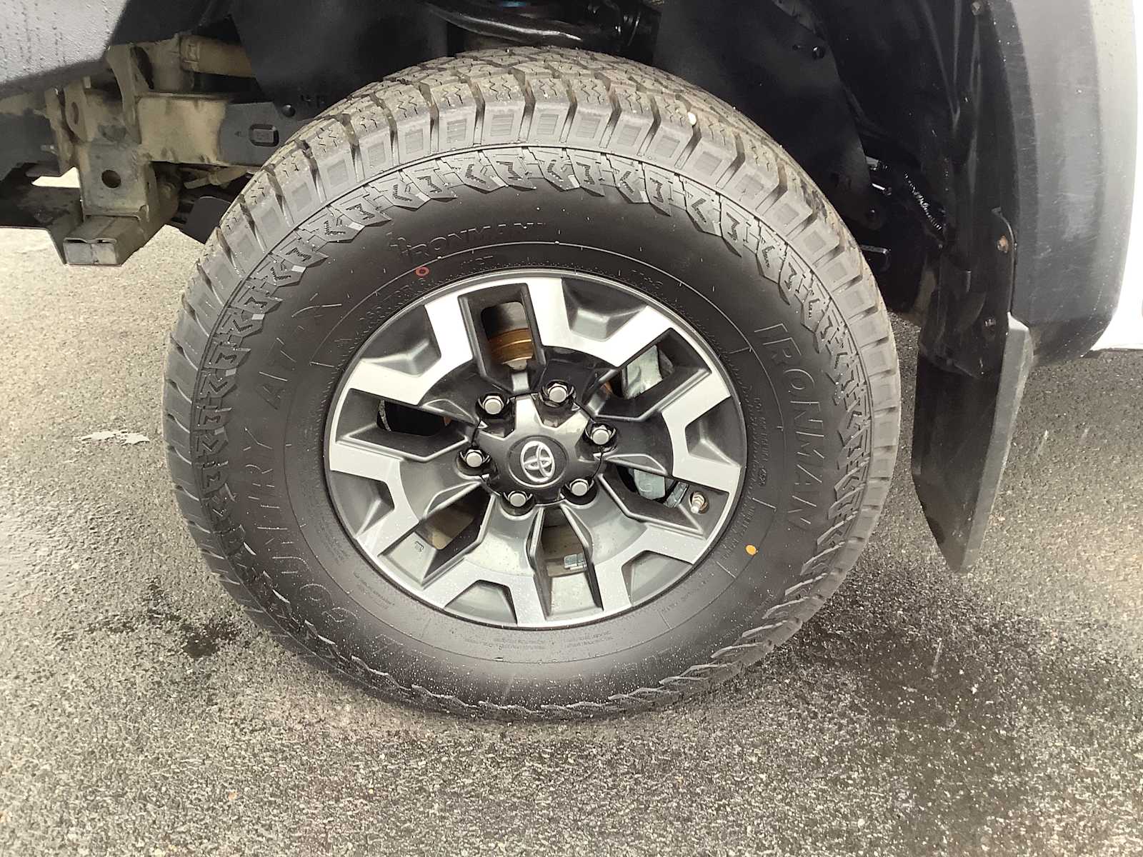 Thumbnail: 2020 Toyota Tacoma - 8