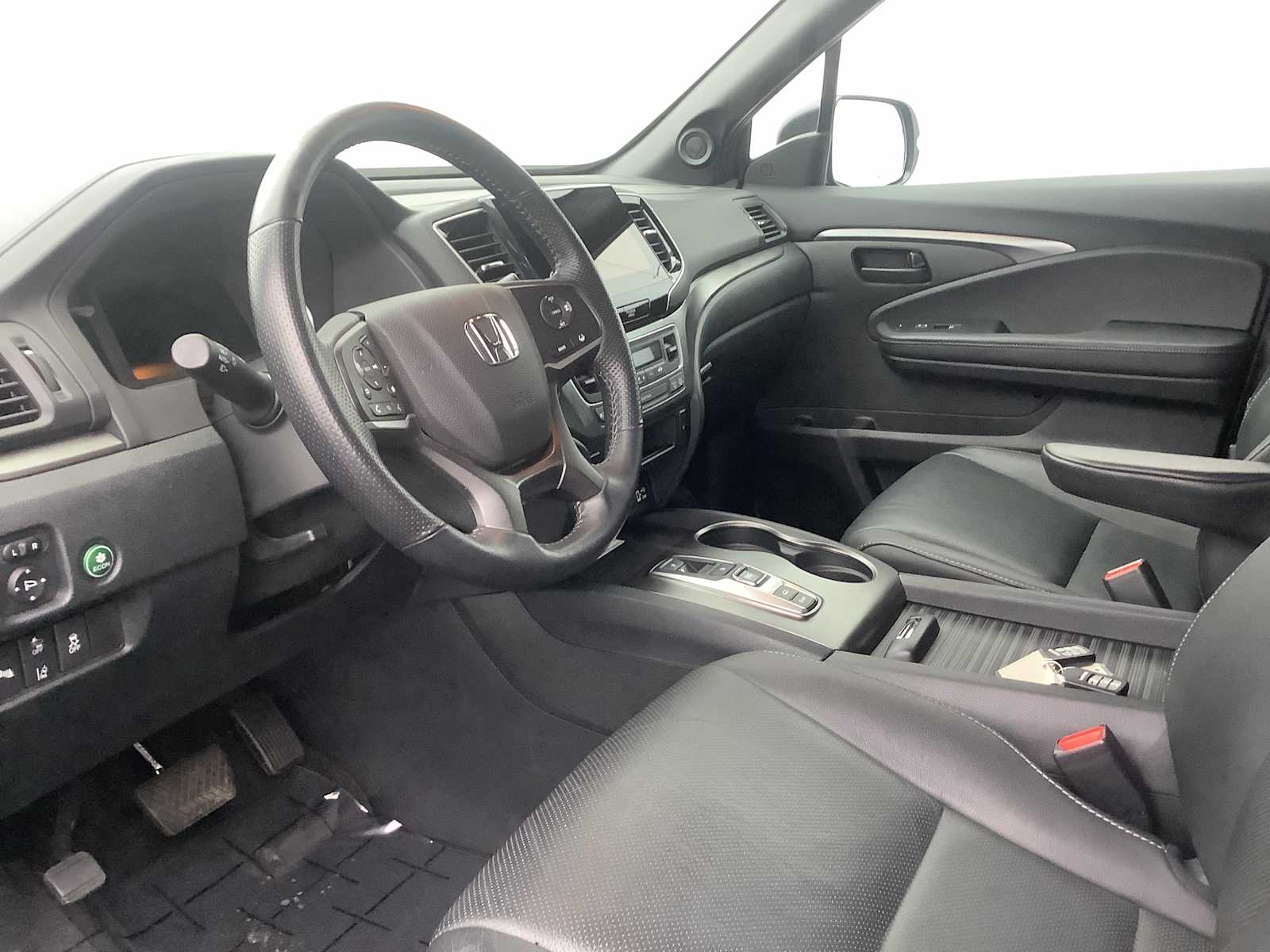 Thumbnail: 2023 Honda Passport - 3