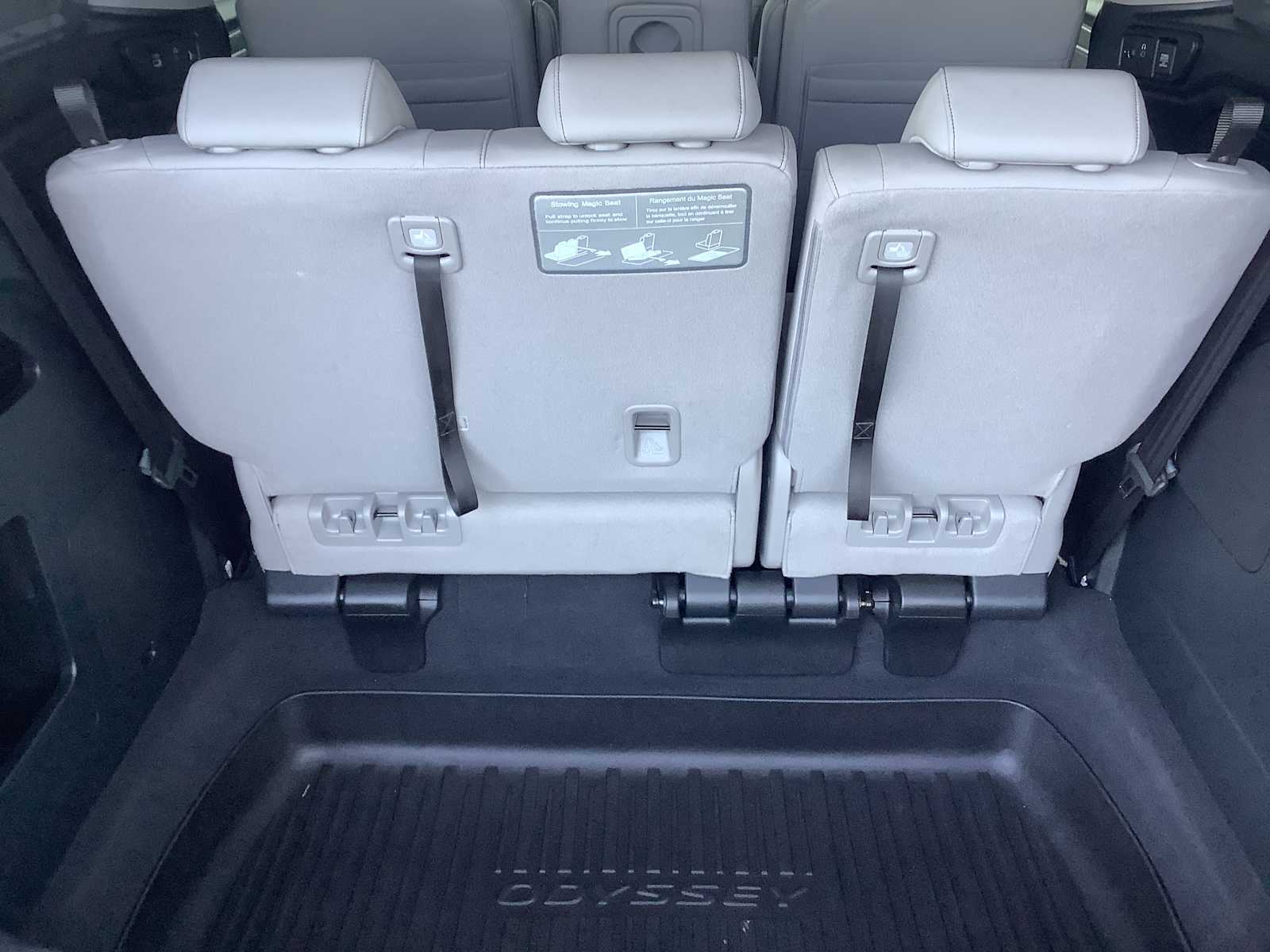 2023 Honda Odyssey Touring - Photo 14