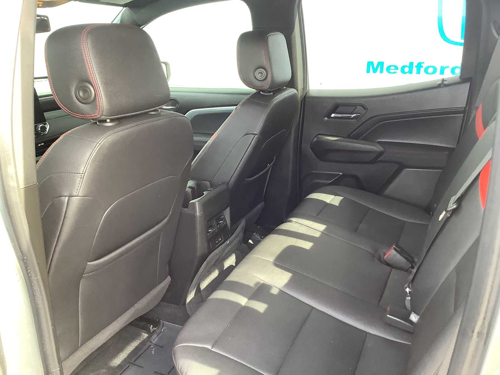 Thumbnail: 2023 Chevrolet Colorado - 12