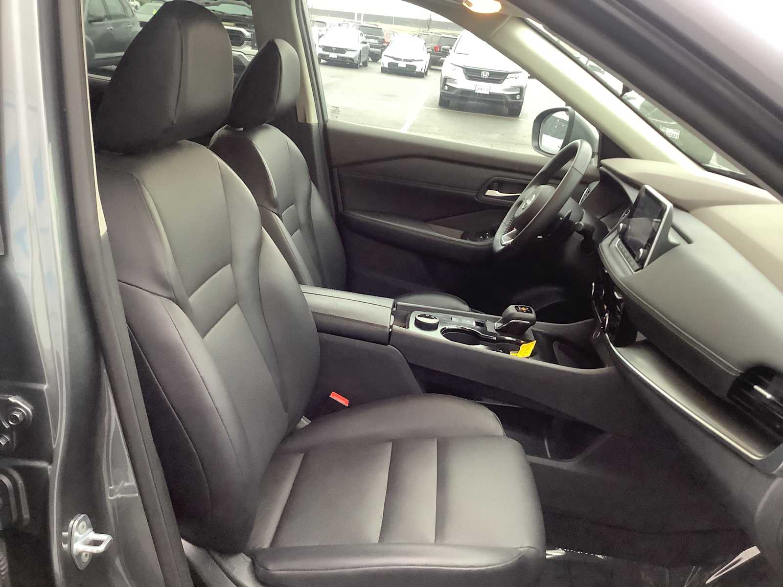 Thumbnail: 2023 Nissan Rogue - 15