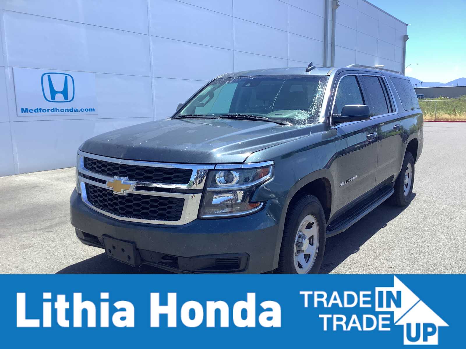 2019 Chevrolet Suburban 4WD 1500 Fleet's photo